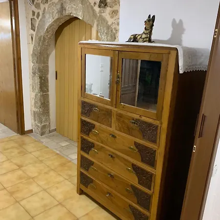 Traditional House With Breathtaking View, Makis Apartament