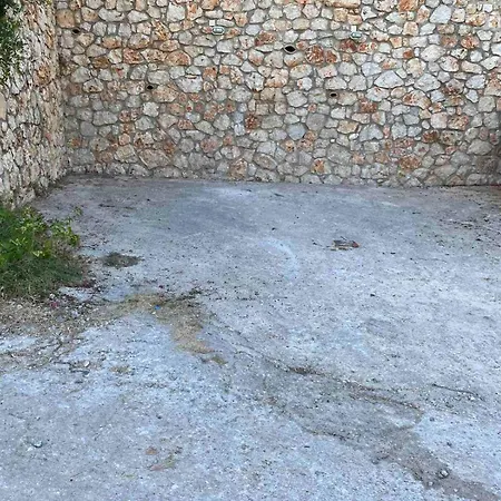 Apartment Traditional House With Breathtaking View, Makis *