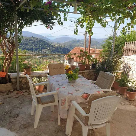 Traditional House With Breathtaking View, Makis * Sívros